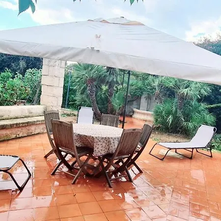 بيت للعطل Il Cortile Sul Mare كالابيرناردو